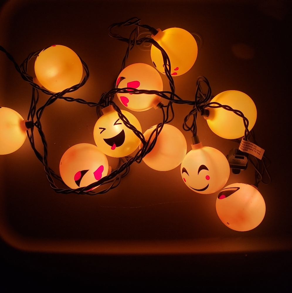 5 for $25 Emoji Lights